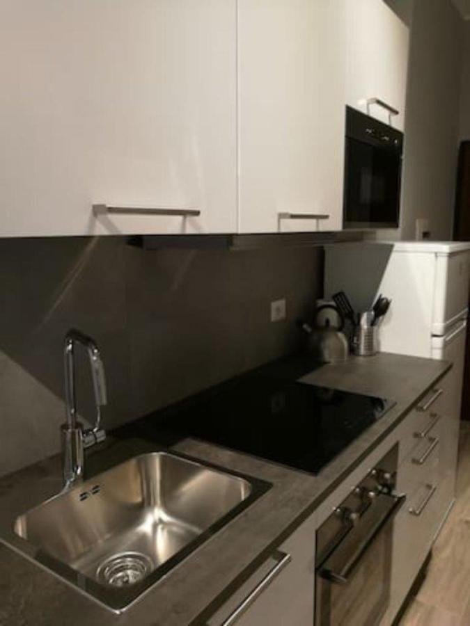 מילאנו Appartamento Con Grande Terrazzo In Via Lomellina - Lome 527 מראה חיצוני תמונה
